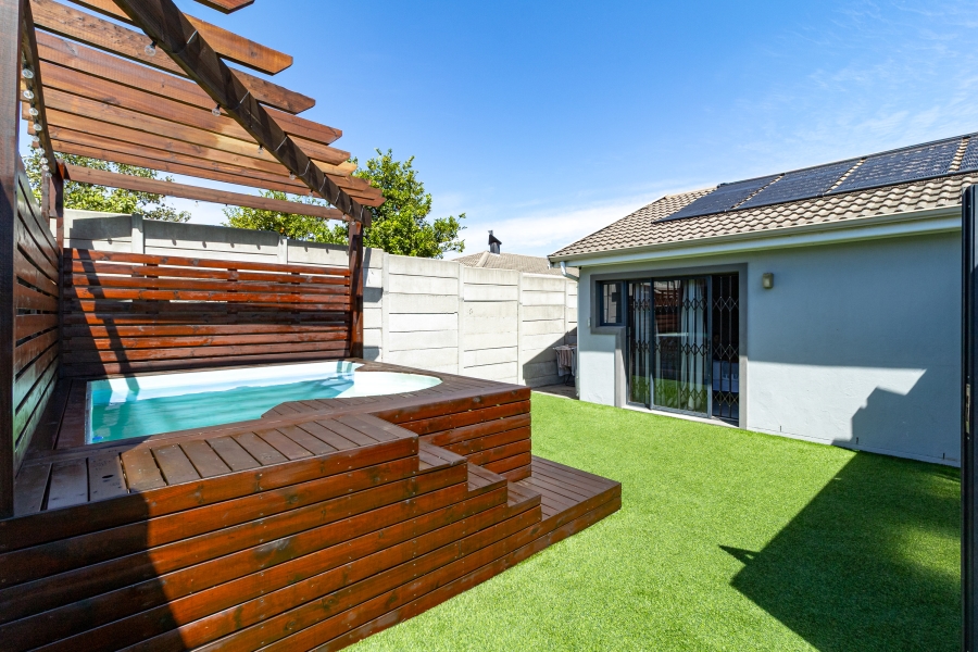 3 Bedroom Property for Sale in Jagtershof Western Cape